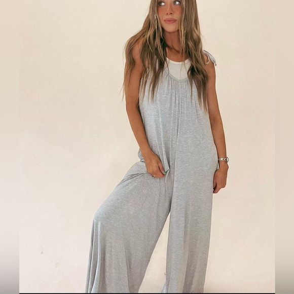“Free to Flow” Jumpsuit Gray Thin Tie Strap Wide Leg New S - Picture 2 of 13